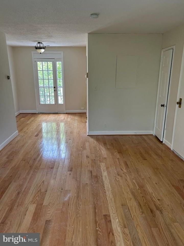 4838 28th St S - Photo 4 of 12