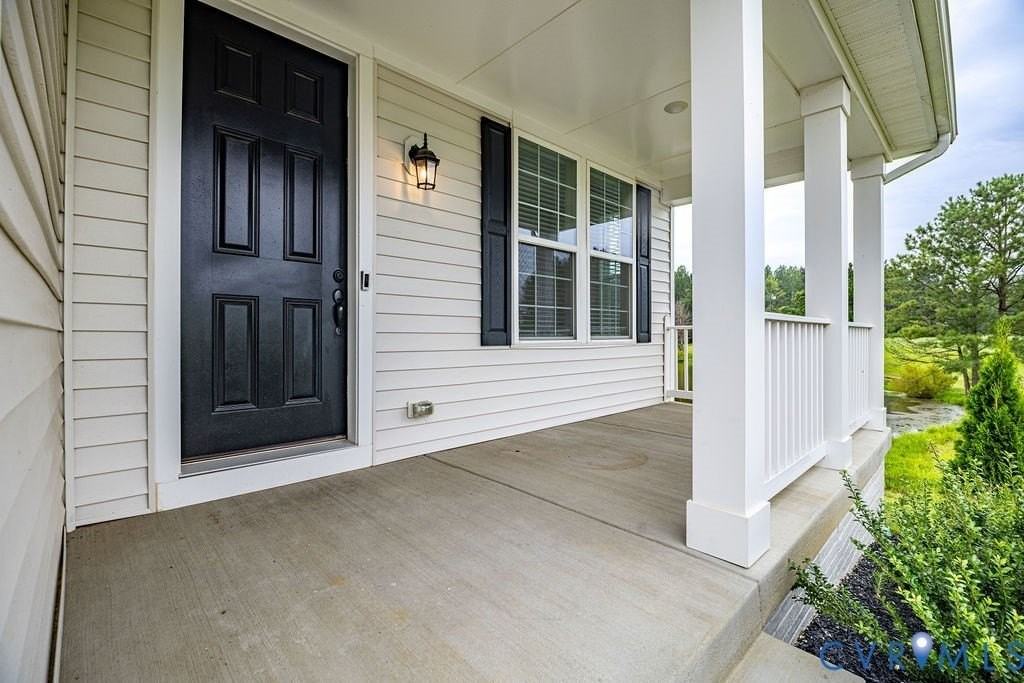 7040 Paine Pl - Photo 3 of 31