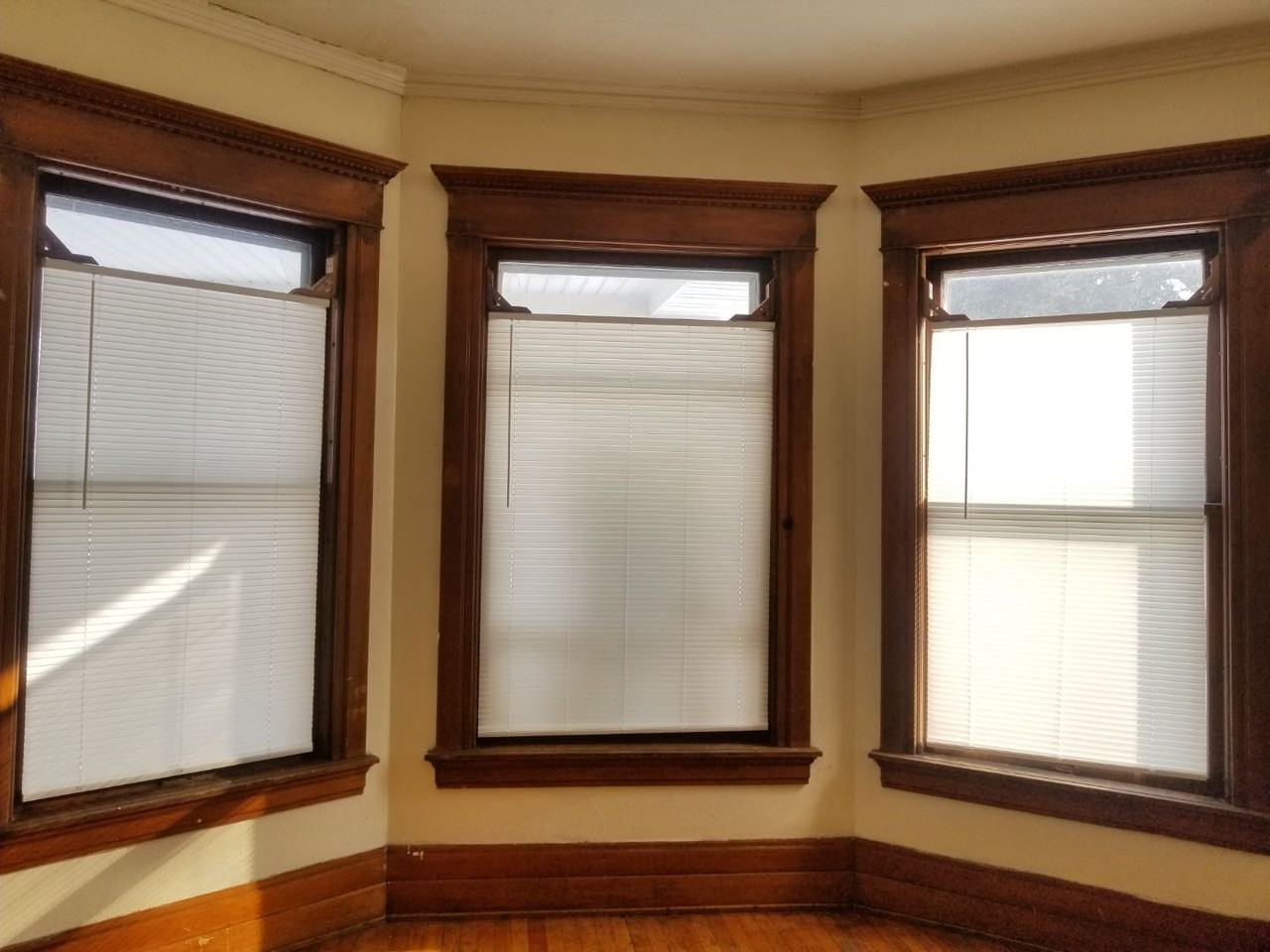 850 W 4th St #1 - Photo 5 of 7