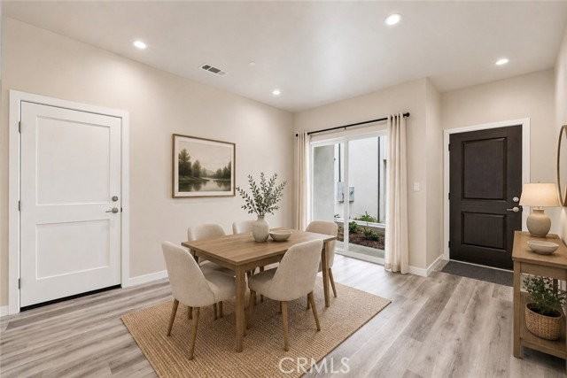 24224 Ocean Ave - Photo 3 of 8