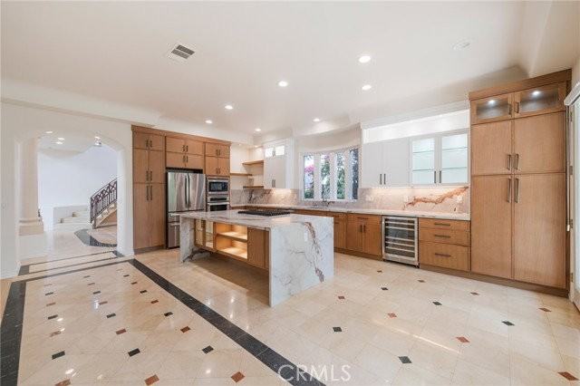 1300 Elm Ave - Photo 2 of 8