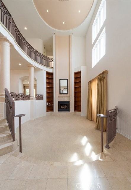 1300 Elm Ave - Photo 6 of 8