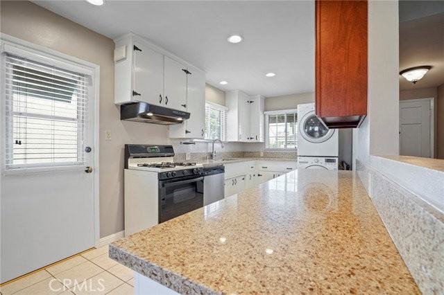 5000 Merrill St - Photo 4 of 8
