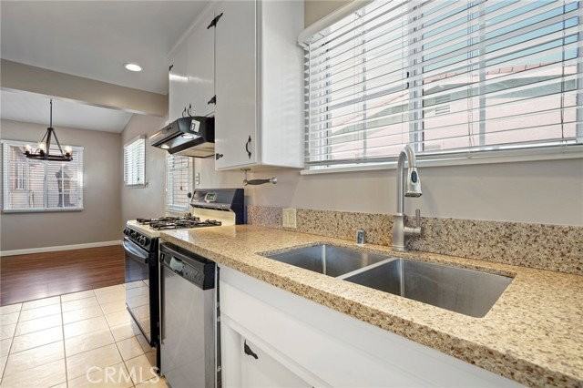 5000 Merrill St - Photo 5 of 8