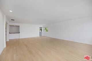 440 S Roxbury Dr #201 - Photo 4 of 8