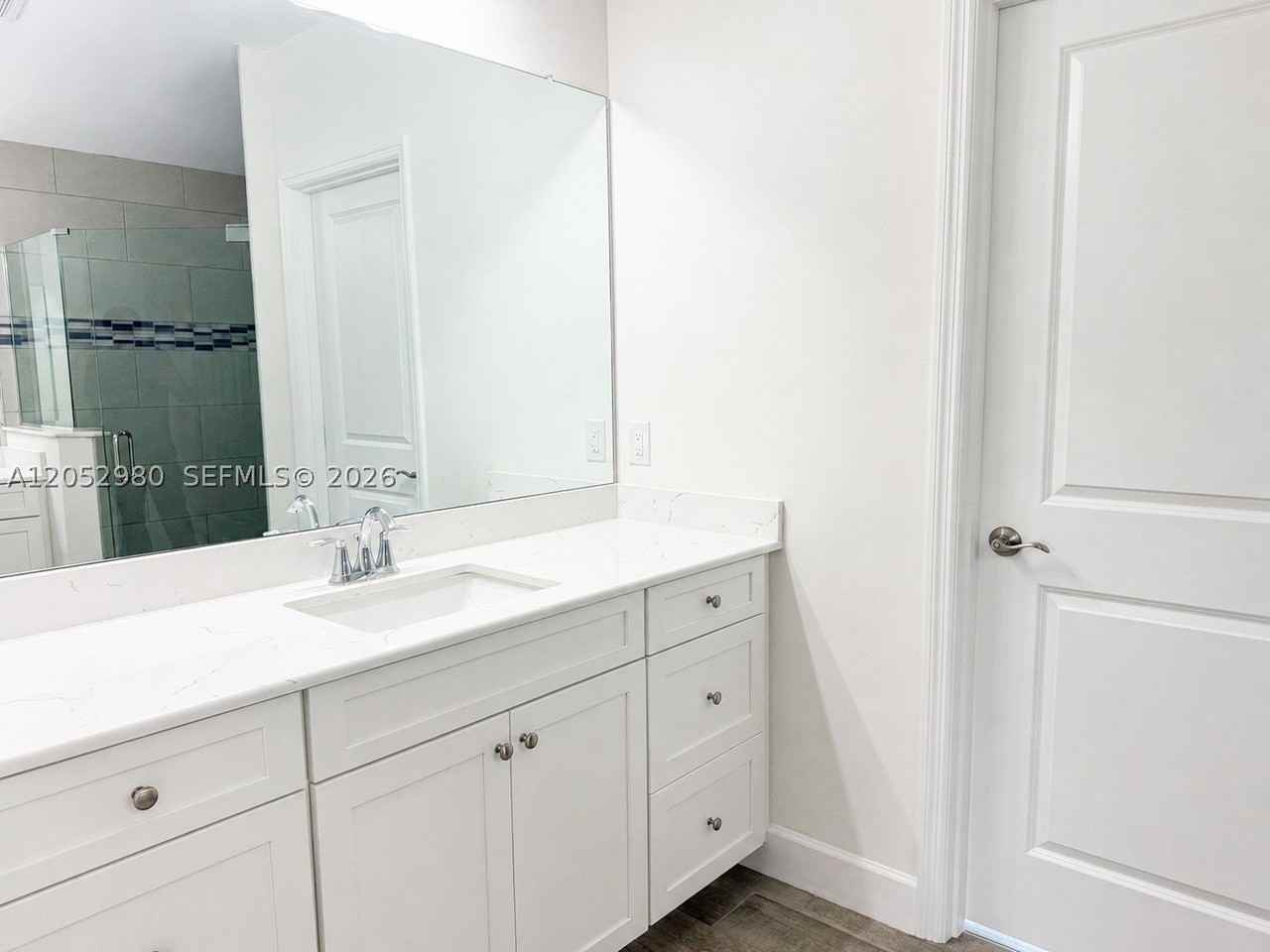 2711 20th St Sw #2711 - Photo 4 of 11