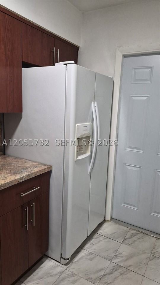 7220 Pembroke Rd #8 - Photo 3 of 11