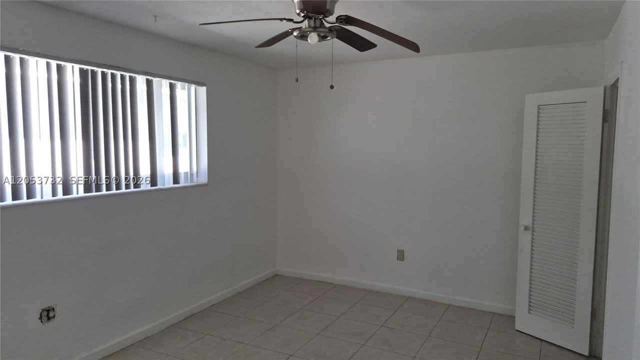 7220 Pembroke Rd #8 - Photo 6 of 11