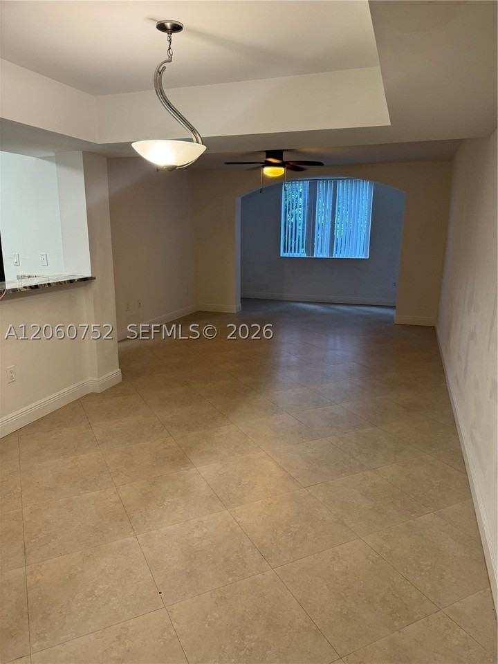 800 Scotia Dr #103 - Photo 4 of 21