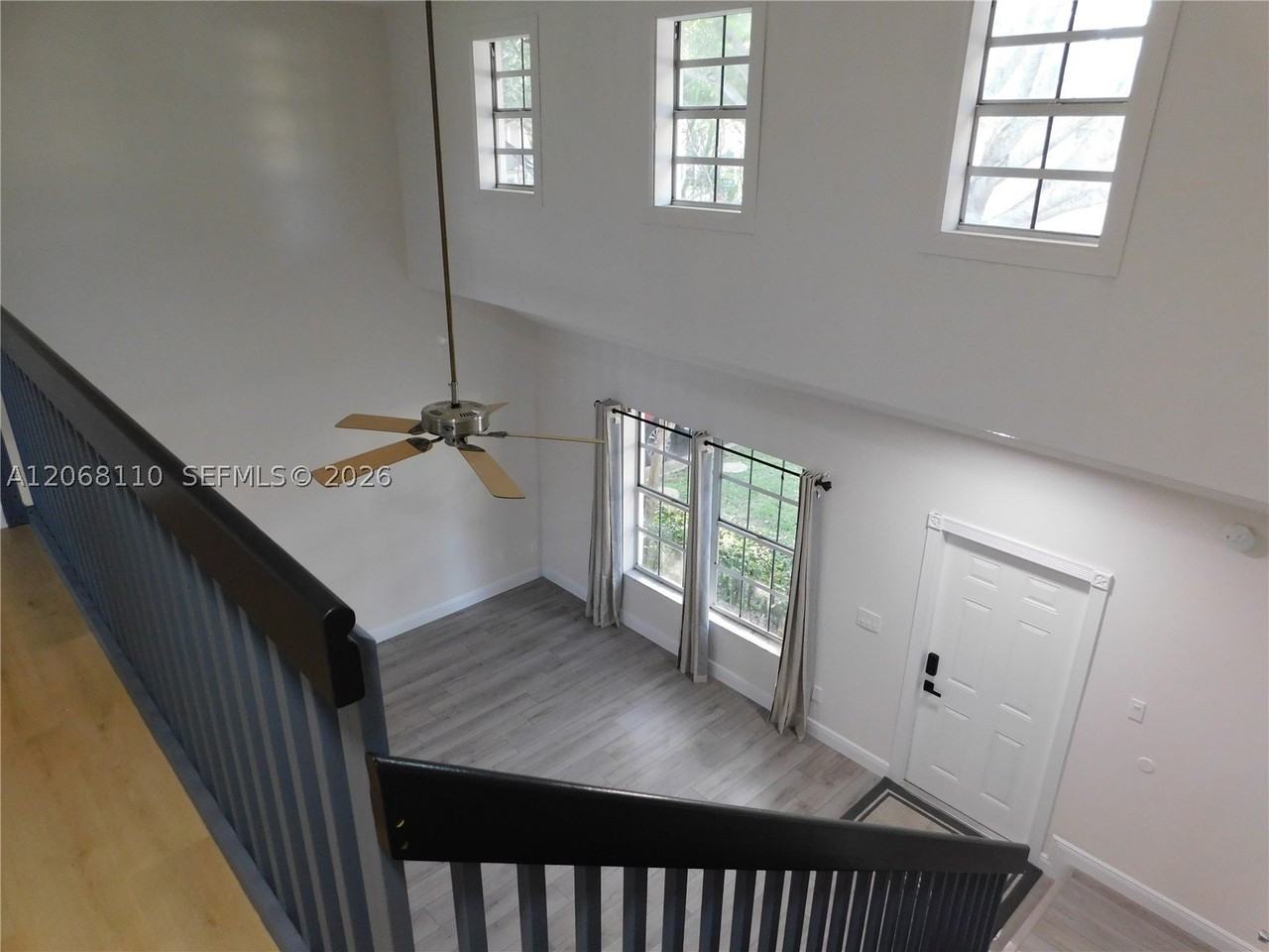 12164 Sw 52nd Pl - Photo 7 of 36