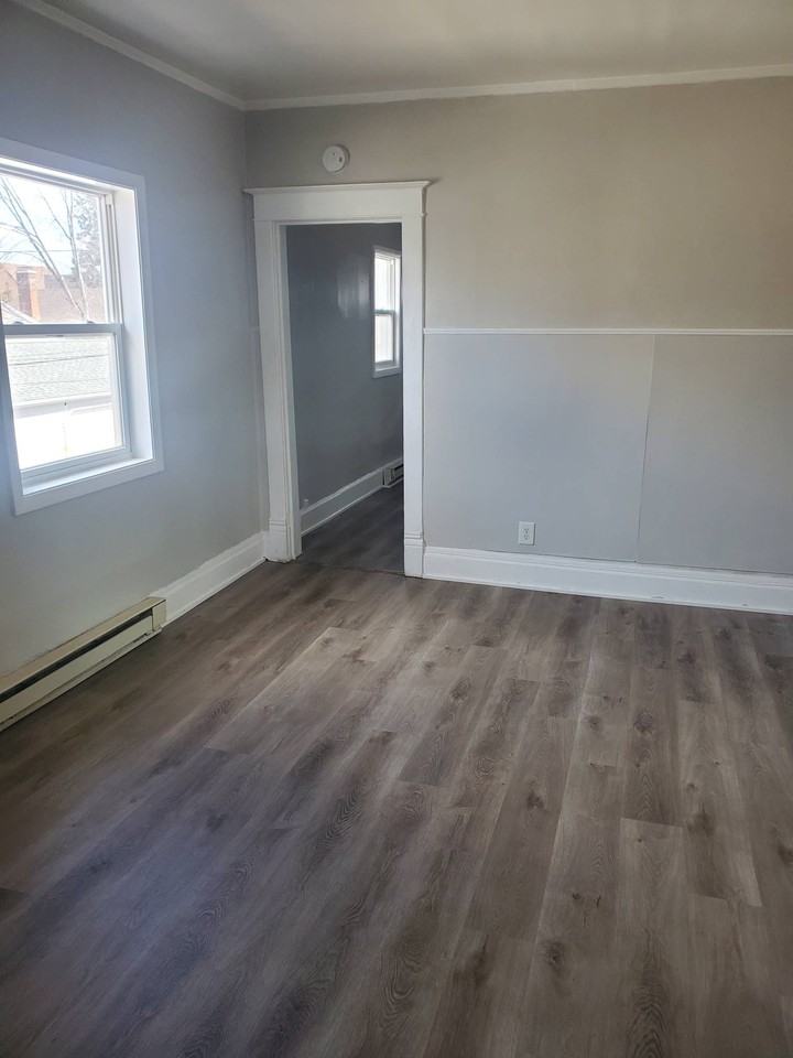 502 5th St S #2 - Photo 7 of 9