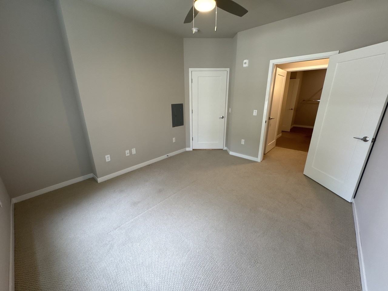 4612 Hammersley Rd #118 - Photo 5 of 30
