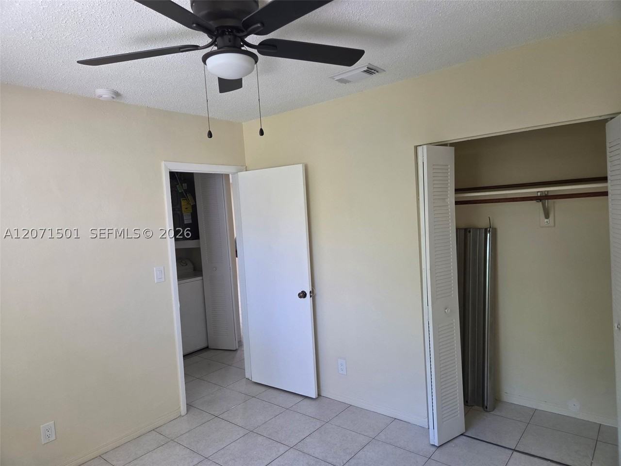 6050 Sw 34th St #1 - Photo 2 of 7