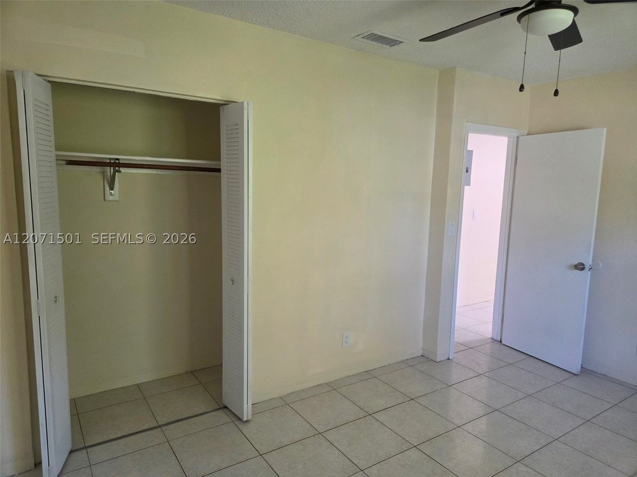 6050 Sw 34th St #1 - Photo 6 of 7