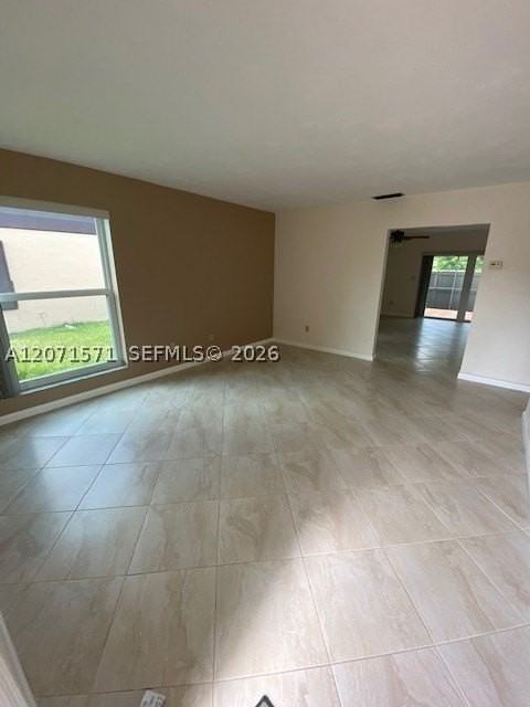 11942 Sw 122nd Pl - Photo 5 of 21