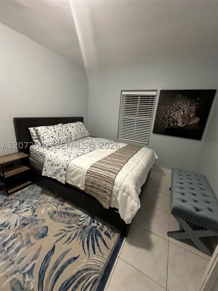 382 Nw 82nd St #382 - Photo 5 of 37