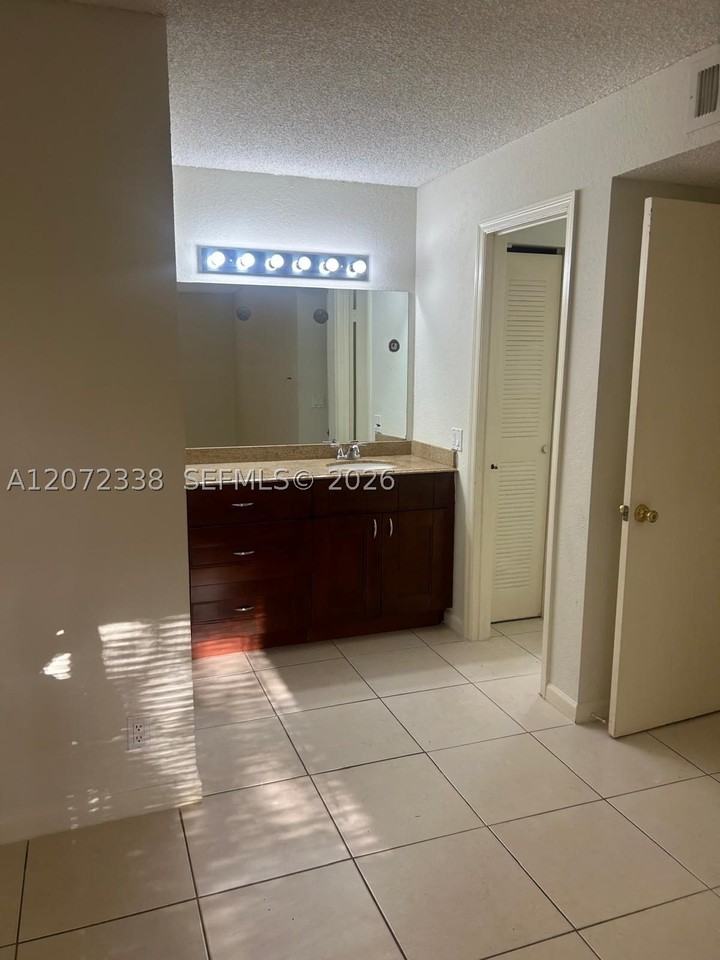 3480 Pinewalk Dr N #135 - Photo 7 of 7