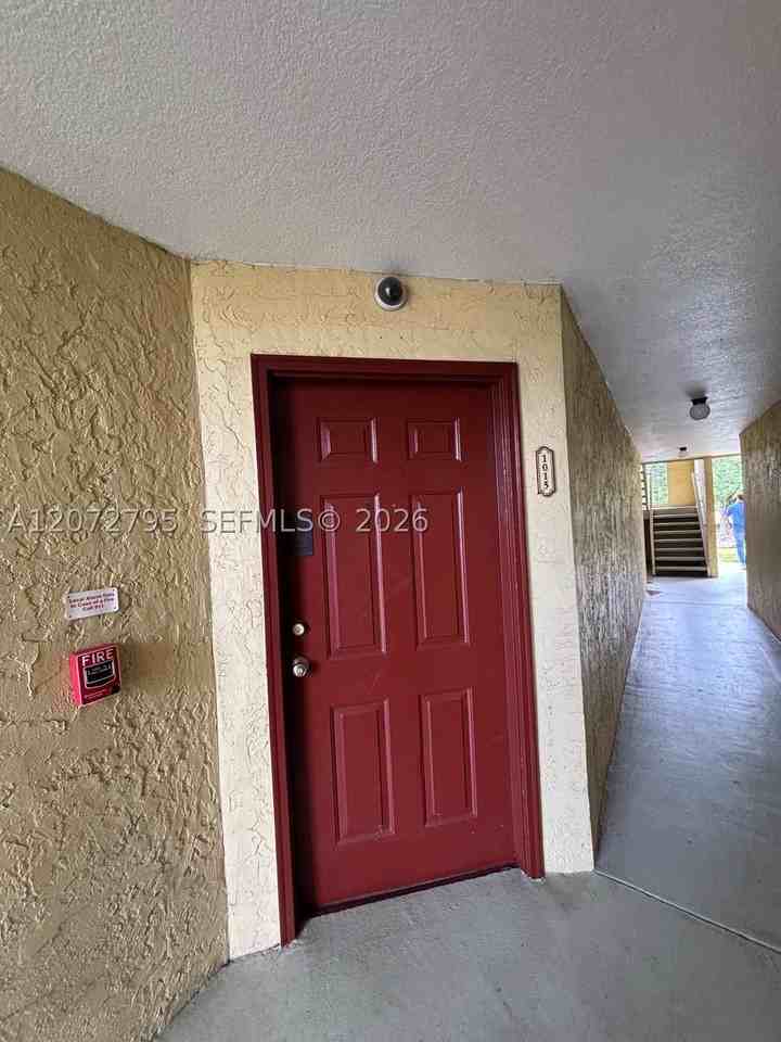 12620 Vista Isles Dr #1015 - Photo 2 of 27