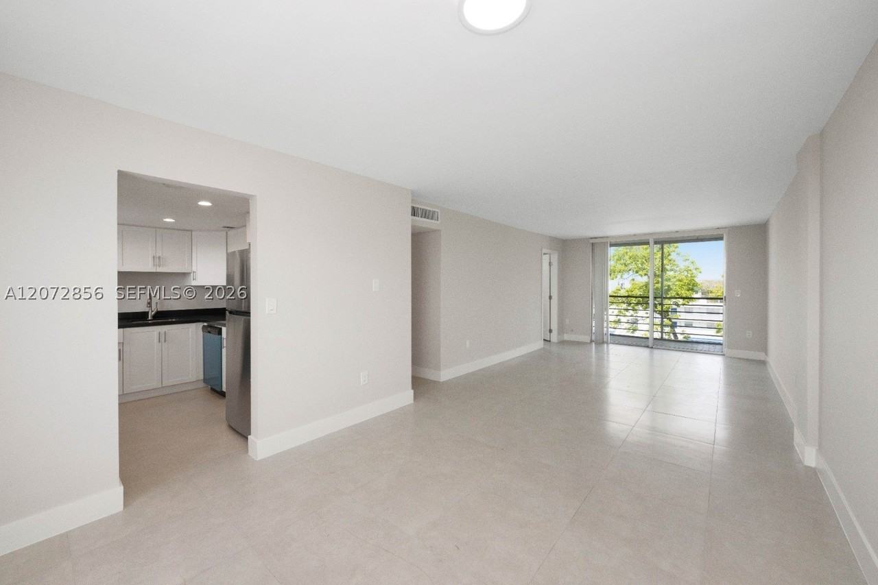 14165 Sw 87th St #D505 - Photo 3 of 17