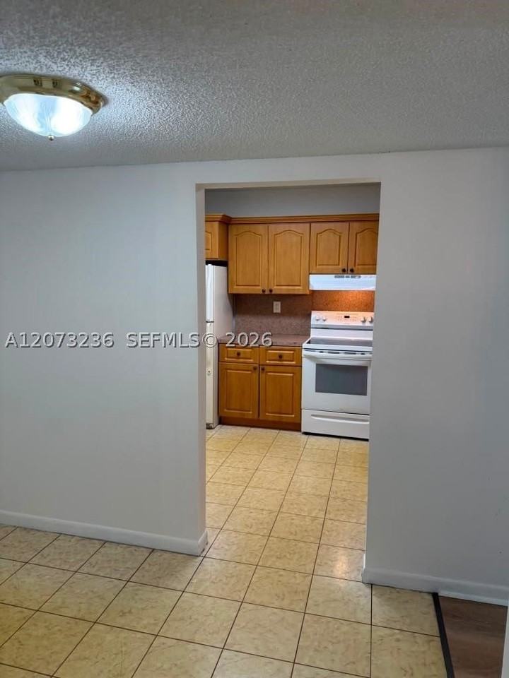 1830 Sw 81st Ave #4211 - Photo 4 of 14