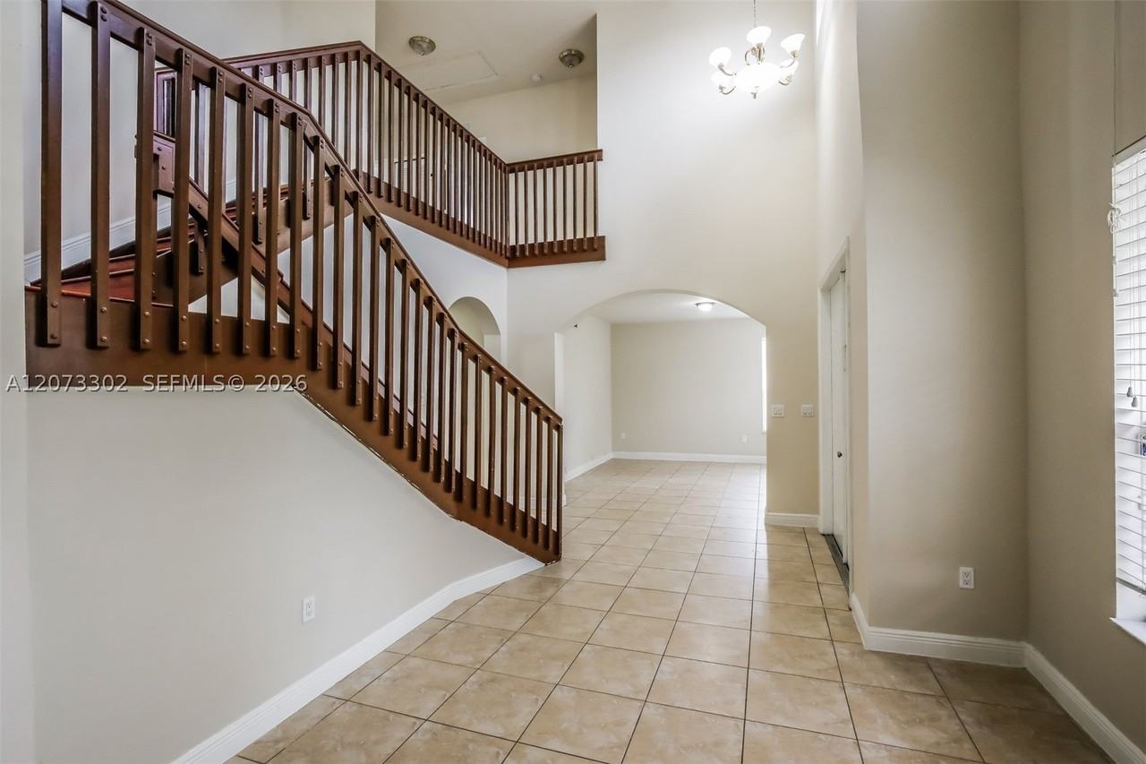 20365 Sw 129th Avenue Dr - Photo 4 of 18