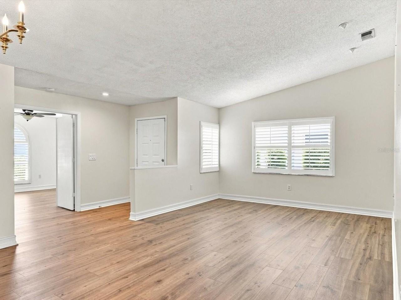 5381 Kelly Dr #15 - Photo 6 of 40