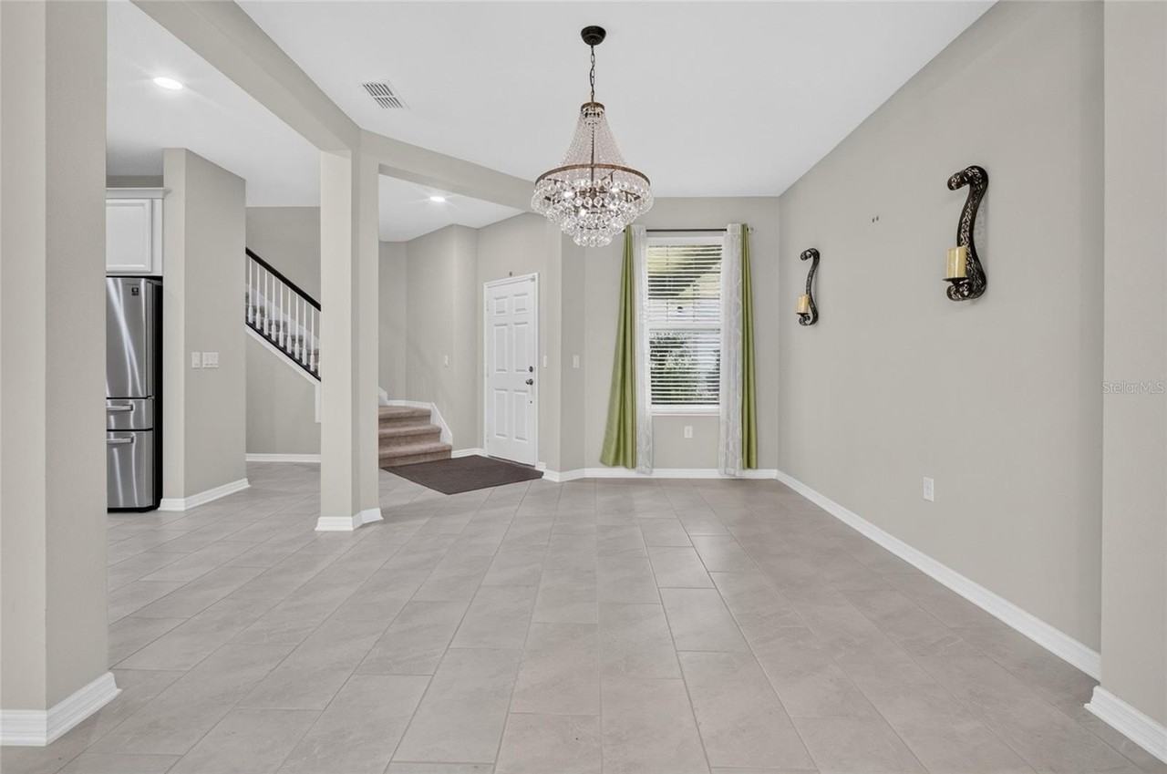 6081 Monterey Cypress Trl - Photo 4 of 35
