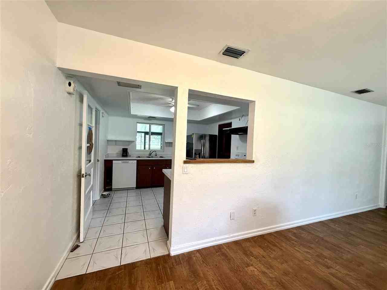 151 S Triplet Lake Dr - Photo 4 of 18