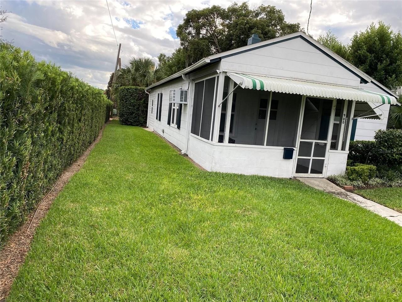 900 Aragon Ave - Photo 4 of 6