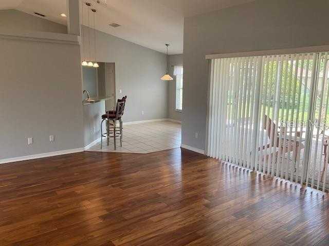 4921 Nw 33rd Ln - Photo 6 of 24