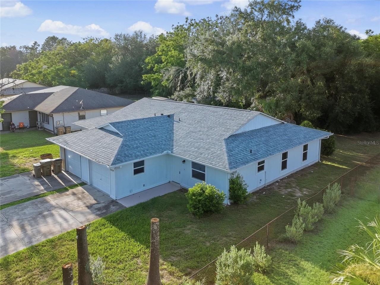 2429 Centennial Blvd - Photo 3 of 31