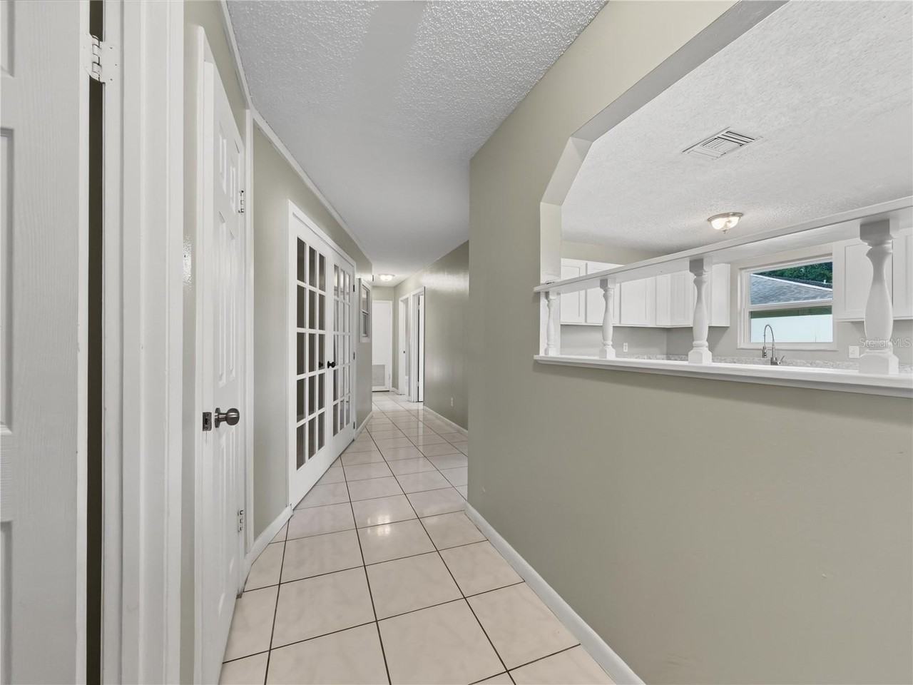 2429 Centennial Blvd - Photo 7 of 31