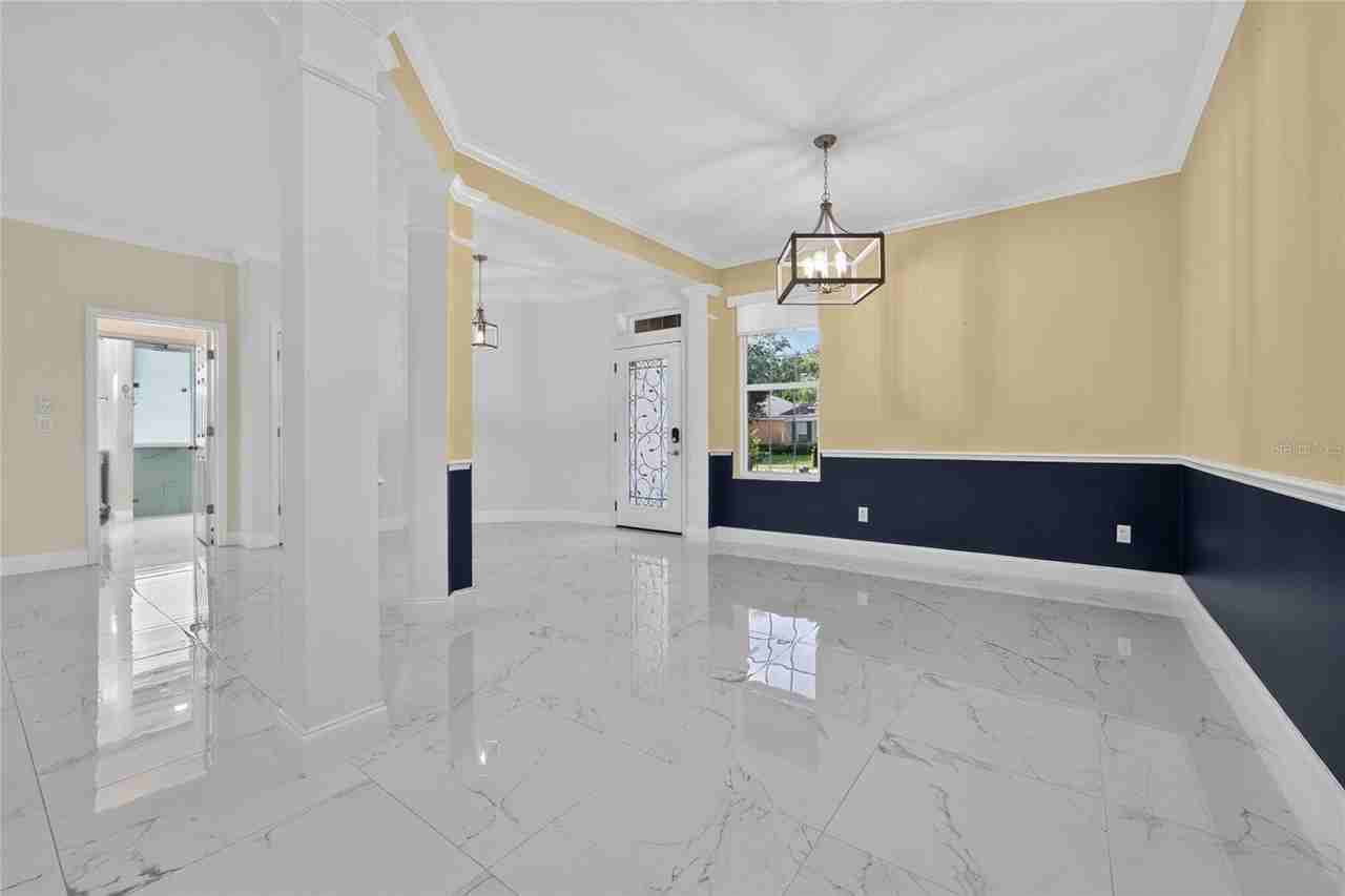 2260 Pickford Cir - Photo 7 of 50