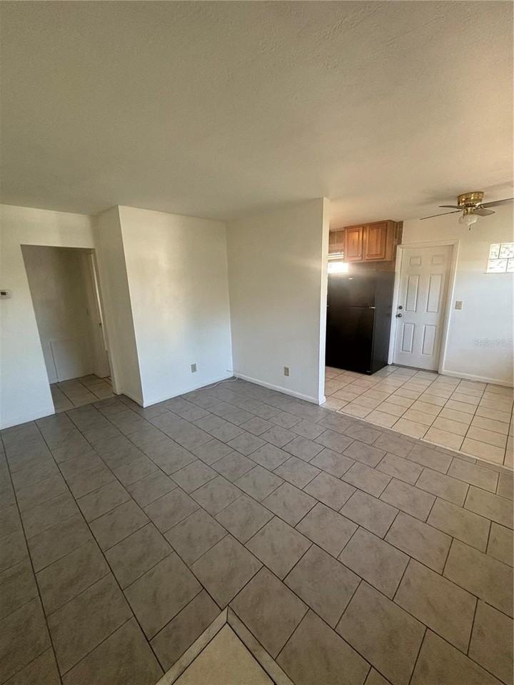 614 Rosery Rd Nw - Photo 7 of 15