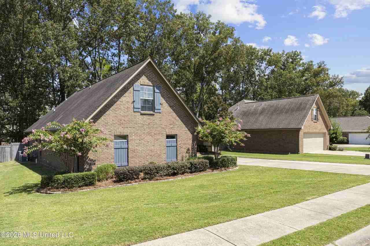 131 Stillhouse Creek Dr - Photo 2 of 29