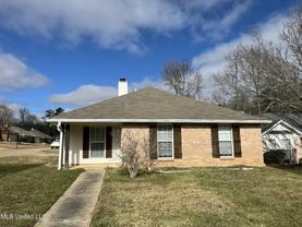 2001 Windchase Cir - Photo 1 of 1
