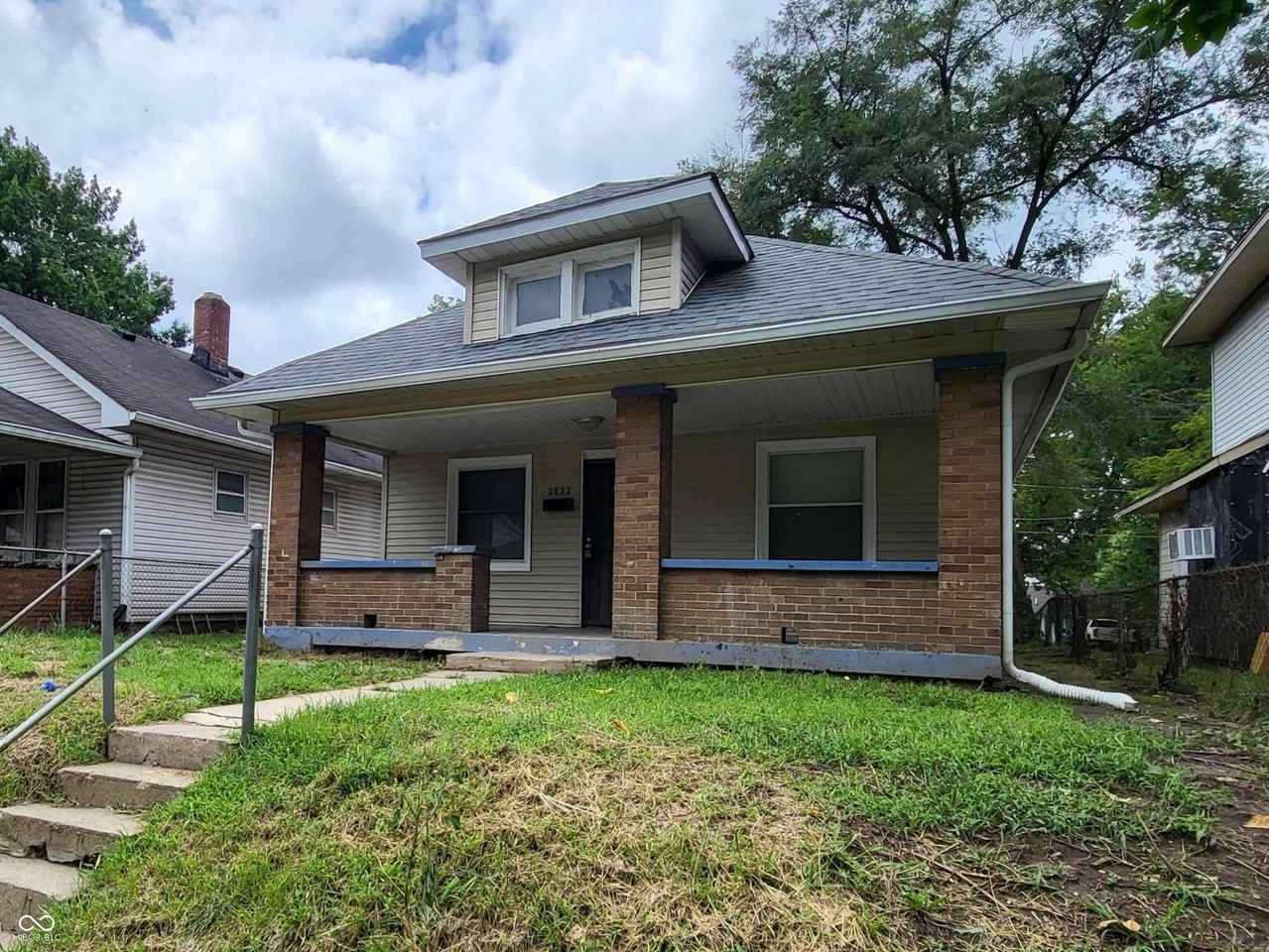 2822 N Olney St - Photo 2 of 16