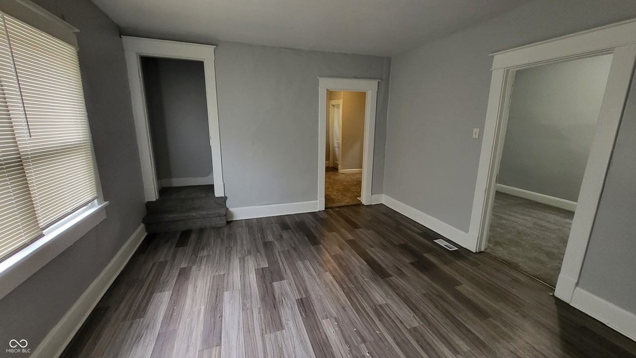 2822 N Olney St - Photo 4 of 16