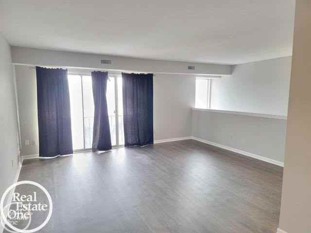 203 Sunset Ln - Photo 6 of 13
