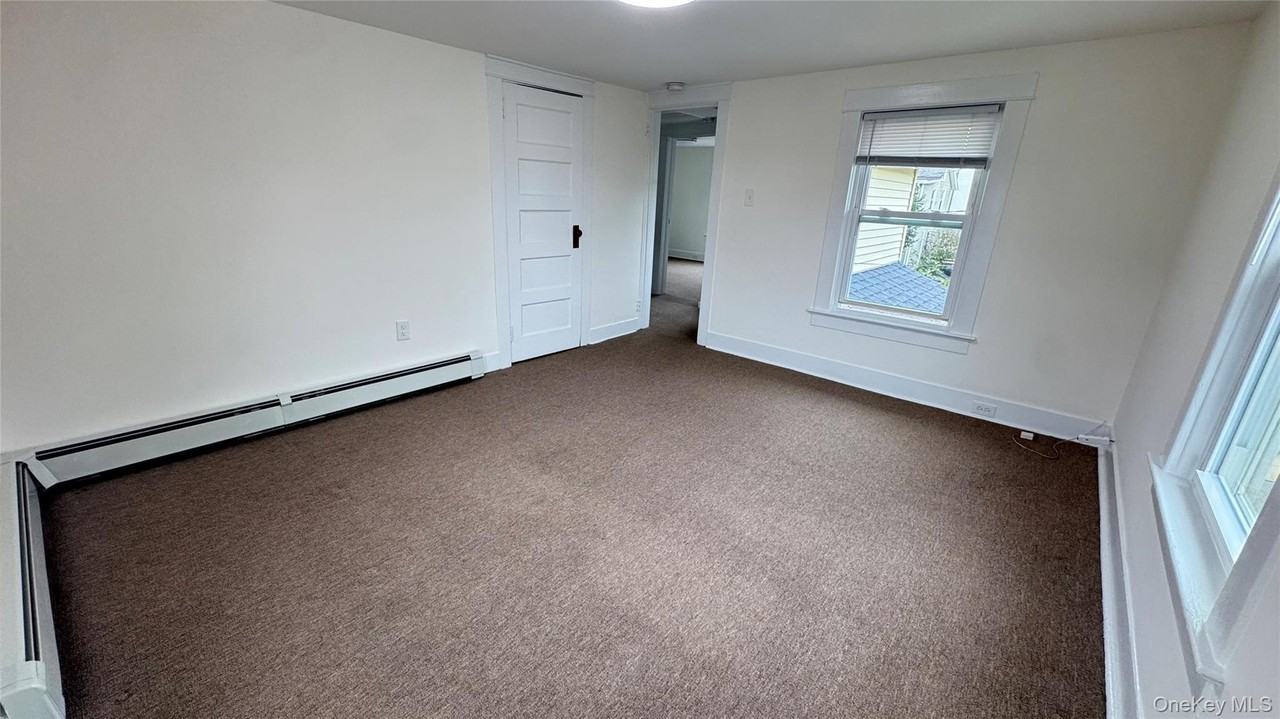 8 Colt Ave - Photo 6 of 14