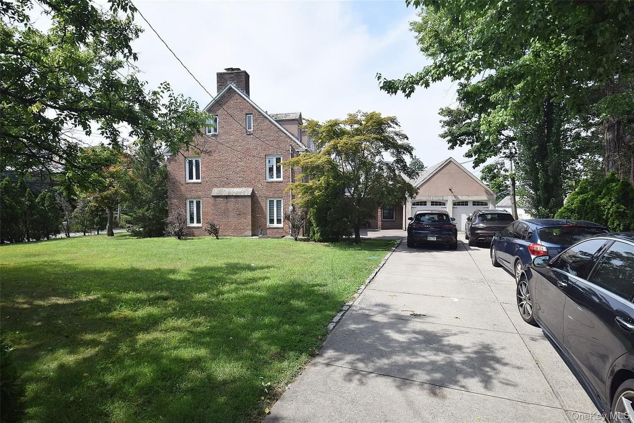 25A Old Mill Rd - Photo 2 of 45