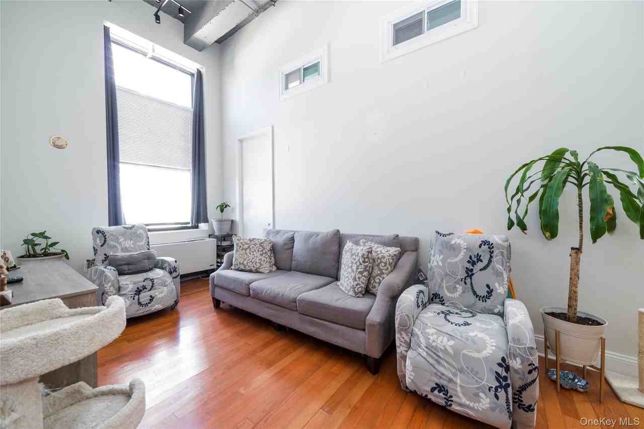 25 Leroy Pl #501 - Photo 4 of 16