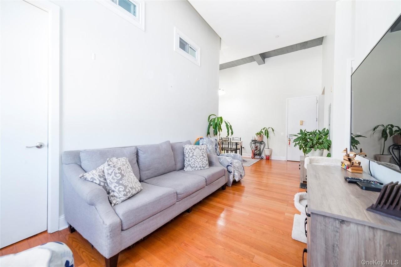 25 Leroy Pl #501 - Photo 6 of 16