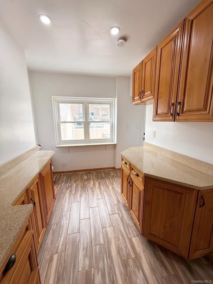 14109 72nd Ave - Photo 4 of 17
