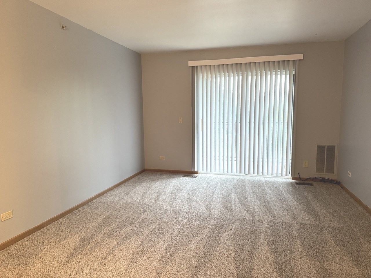 727 Elm Ln #208 - Photo 2 of 12