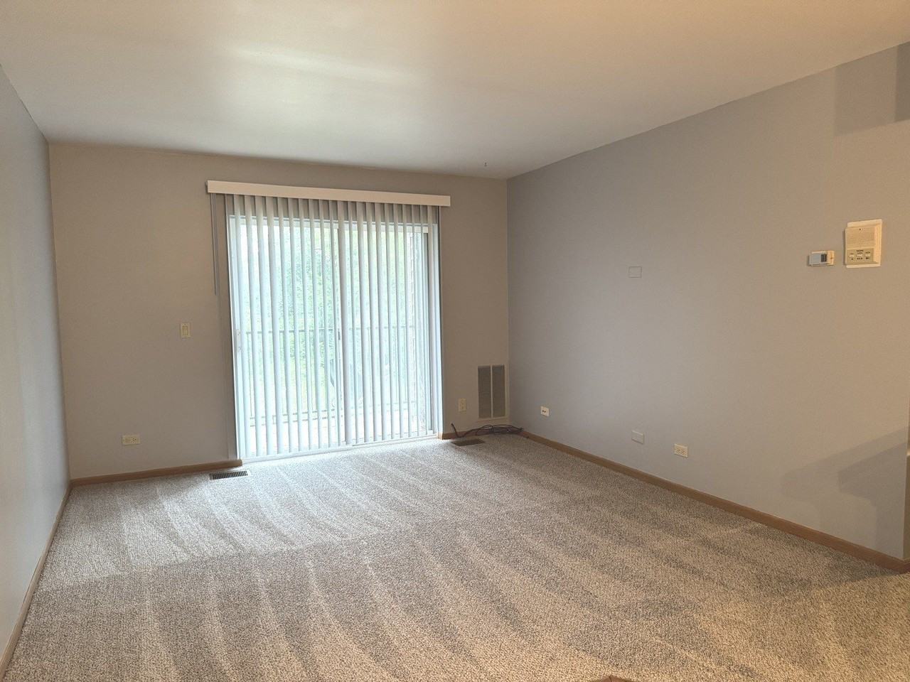 727 Elm Ln #208 - Photo 3 of 12