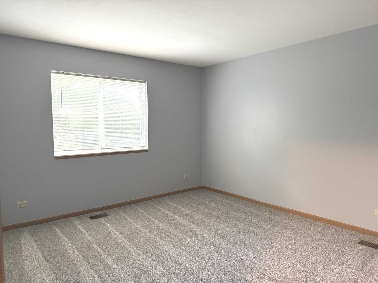 727 Elm Ln #208 - Photo 7 of 12