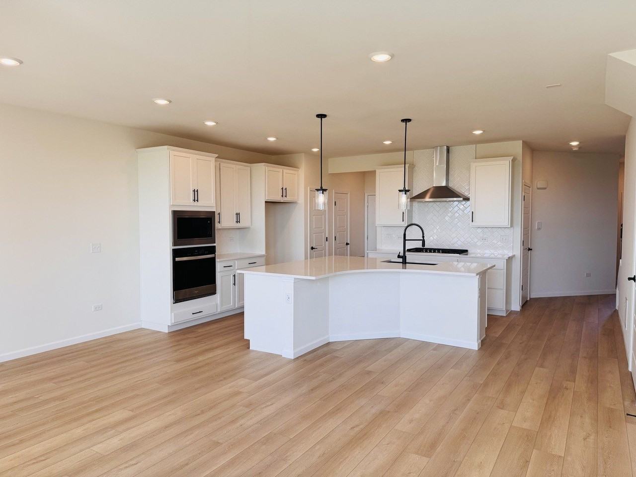 2177 Ryegrass Ln #70002 - Photo 5 of 17
