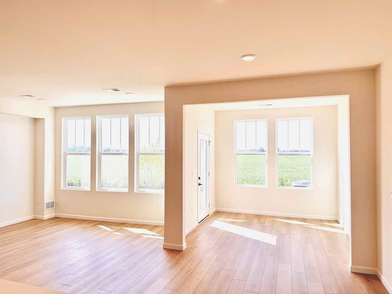 2177 Ryegrass Ln #70002 - Photo 7 of 17