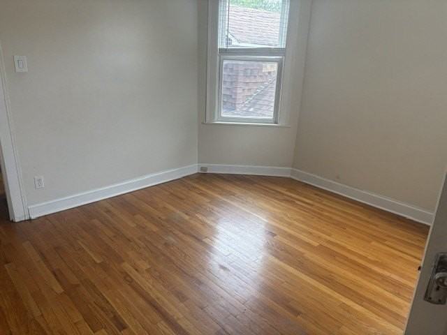 5904 N Fairfield Ave #2 - Photo 3 of 9